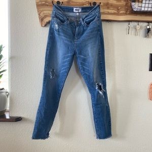 Paige Margot Crop SZ 26